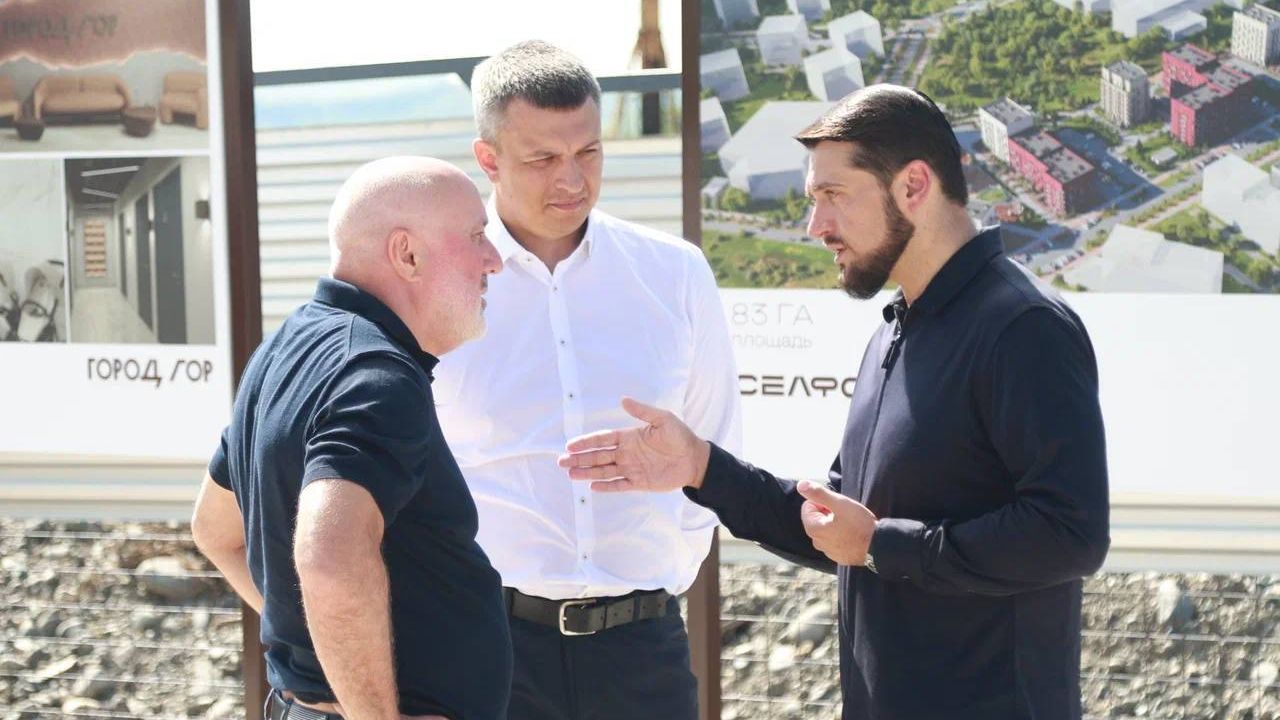 В Республике Алтай начали строить микрорайон на 14 тыс. жителей В Республике Алтай начали строить микрорайон на 14 тыс. жителей