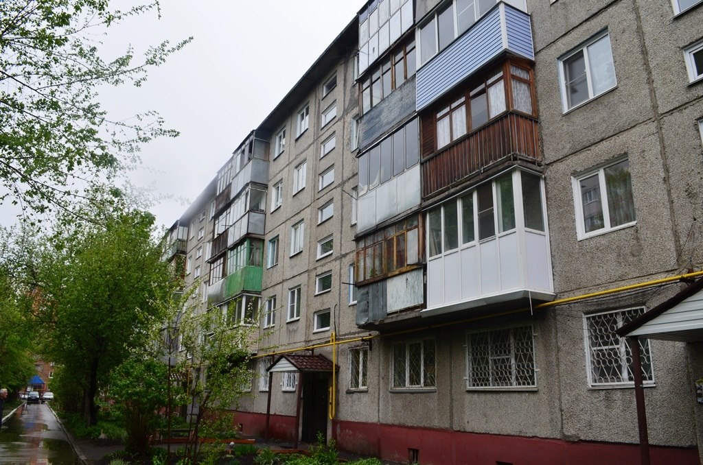 Барнаульцы начали активно скупать хрущевки Барнаульцы начали активно скупать хрущевки
