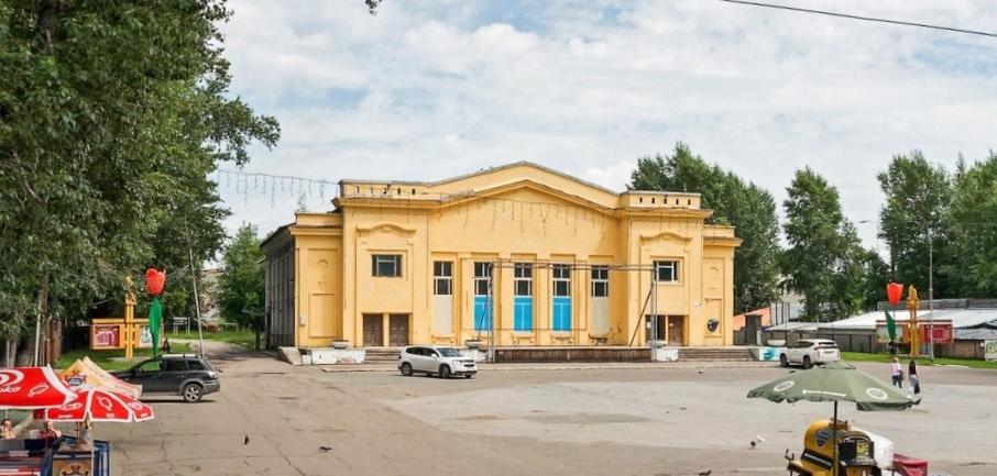 Аварийное здание в Барнауле выставили на аукцион по завышенной цене Аварийное здание в Барнауле выставили на аукцион по завышенной цене