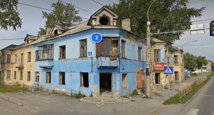 Заброшенный аварийный дом снесут в Барнауле в квартале реновации Заброшенный аварийный дом снесут в Барнауле в квартале реновации