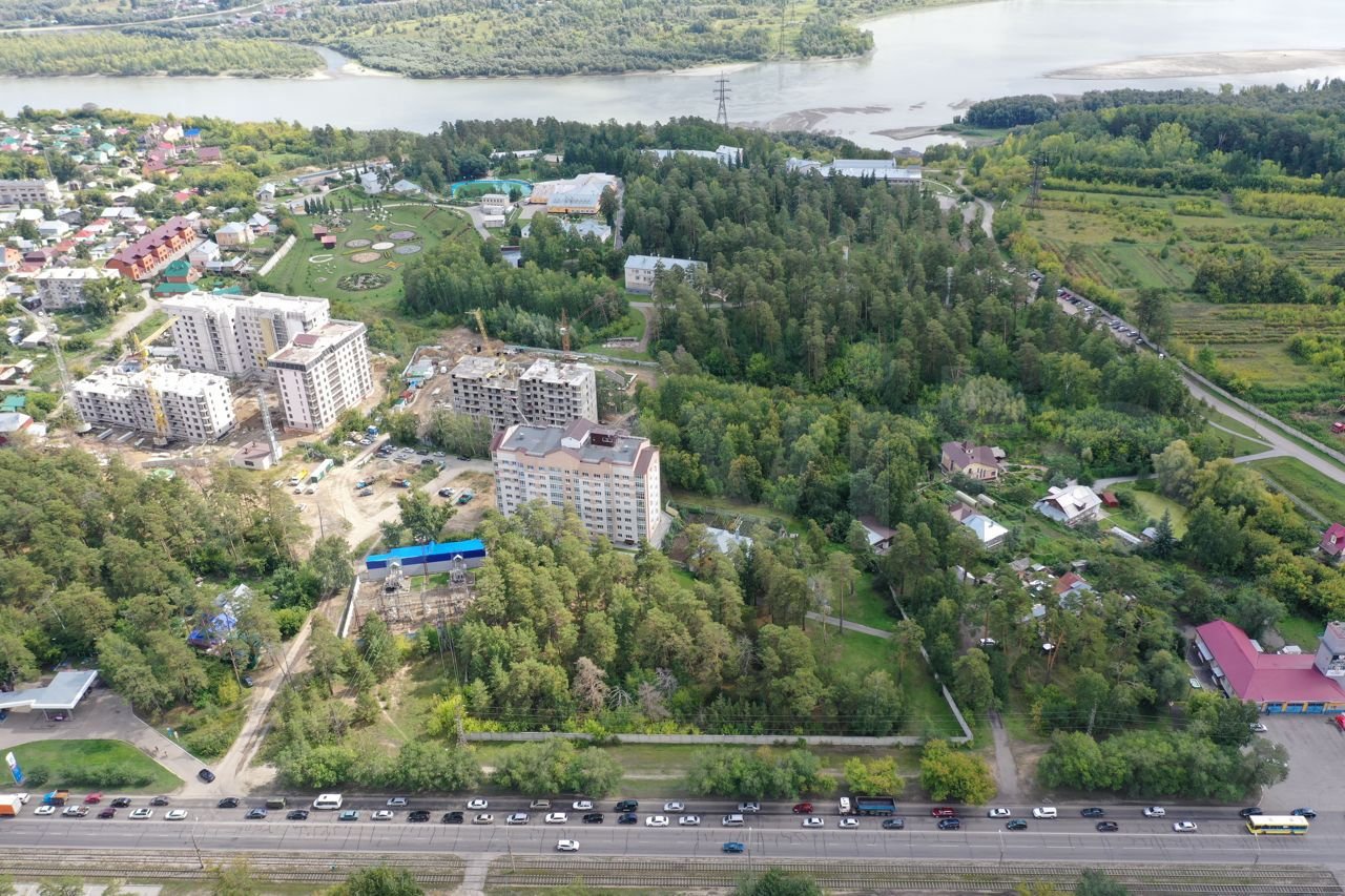 В строящемся жилом комплексе в Барнауле продают земли под высотки В строящемся жилом комплексе в Барнауле продают земли под высотки